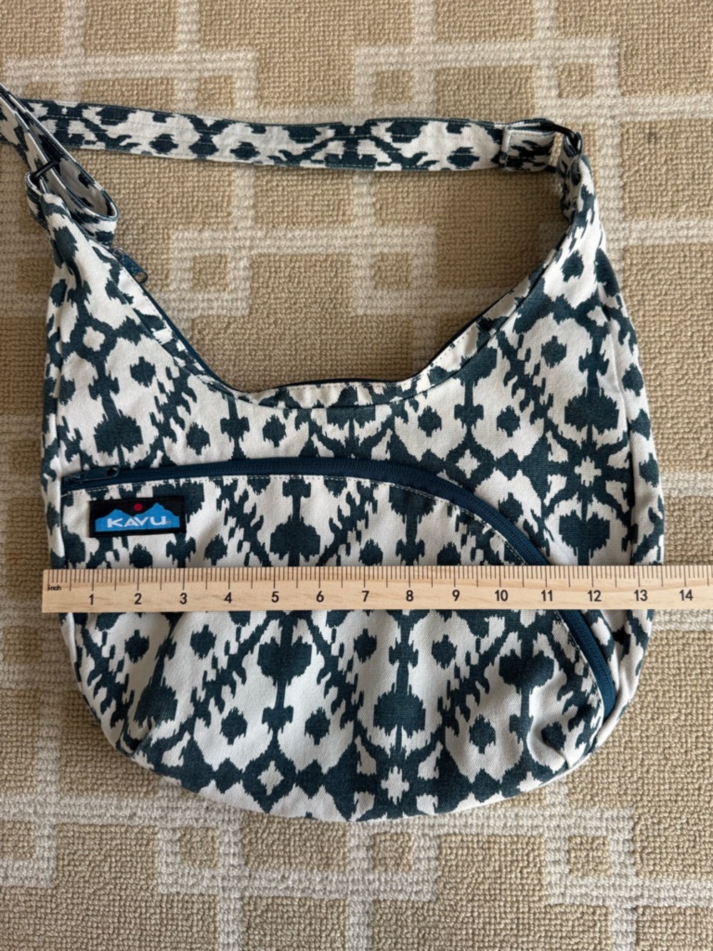 KAVU Sydney Canvas Crossbody Sling Bag Boho Teal Ikat Print Adjustable Strap O/S - Picture 9 of 10